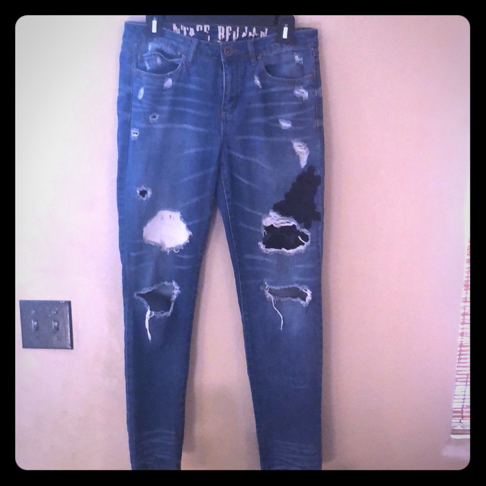 Rewind lace ripped jeans
